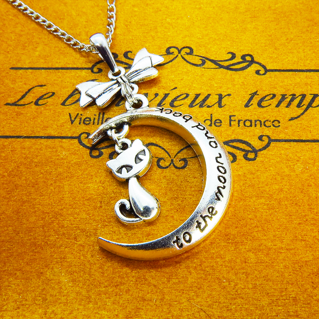 アンティークシルバー 三日月と猫の大人可愛いネックレス ゴシック リボン ムーンネックレス アジャスター付