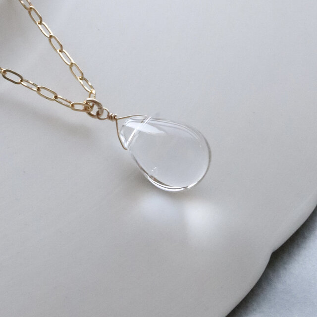 大粒クリスタルクォーツ ネックレス｜水晶 ドロップ 透明感 上品 4月