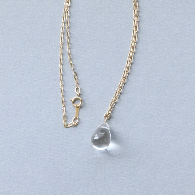 大粒クリスタルクォーツ ネックレス｜水晶 ドロップ 透明感 上品 4月