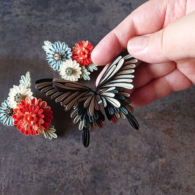 つまみ細工髪飾り 蝶々アクセサリー - ヘアアクセサリー