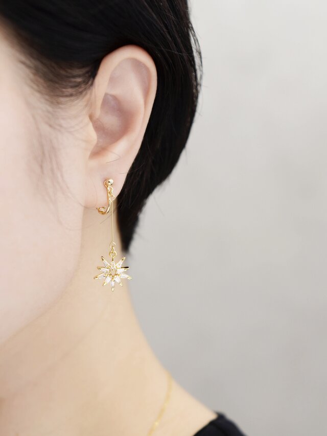 イヤリング ・ロング】大人のお星様 流れ星 （ 星 ビジュー ） | iichi