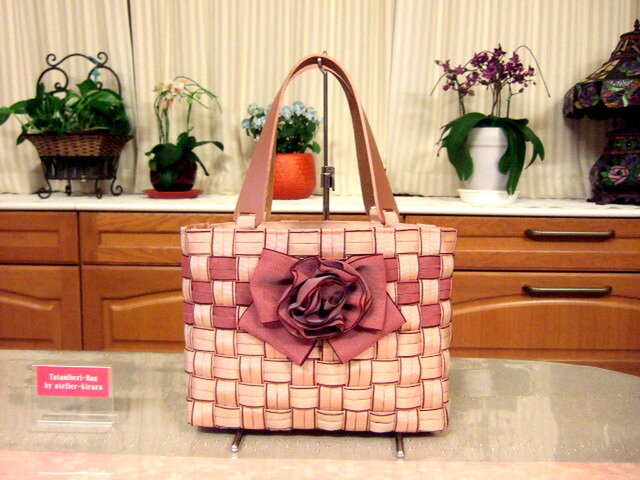 畳縁網代織バッグ | iichi 日々の暮らしを心地よくする