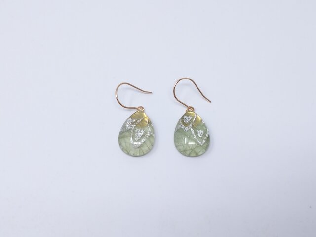 IKAZAKI WASHI JEWERLY しずく ピアス GREENの画像1枚目