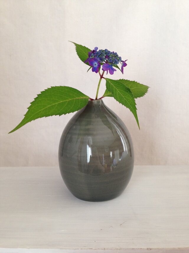 一輪挿し(薄墨色)