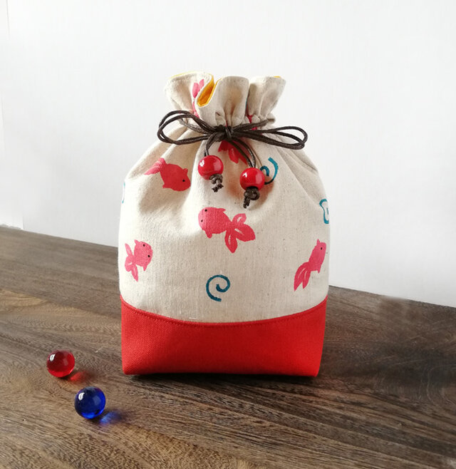 ★マチ付き巾着★金魚とうずまき