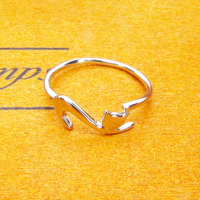 シルバー925 繊細で柔らかいラインの猫シルエットモチーフリング 指輪 フリーサイズ Iichi ハンドメイド クラフト作品 手仕事品の通販