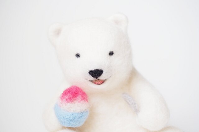 氷いちごシロクマの画像1枚目
