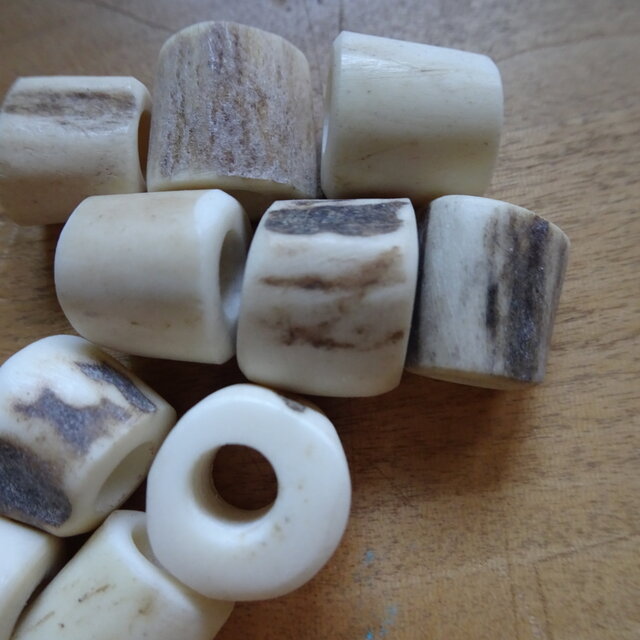 日本の鹿の角のビーズ10個セットQ