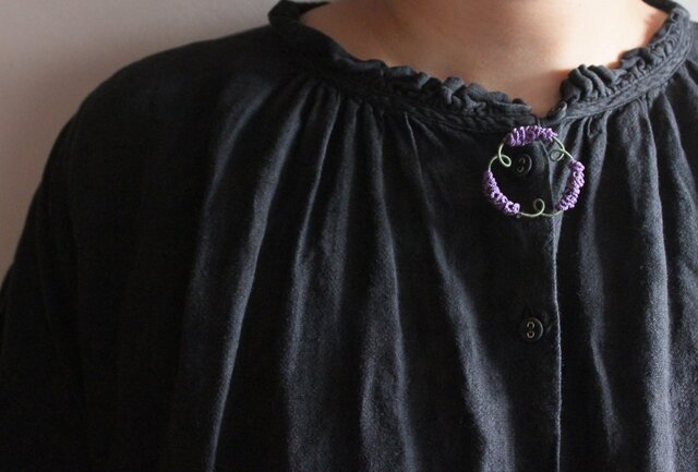 lavender broochの画像1枚目