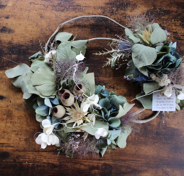 jade] wreath 秋色アジサイとポポラスリーフのアシンメトリー