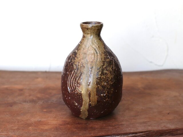 備前焼 徳利 t-114 | iichi 日々の暮らしを心地よくするハンドメイドや