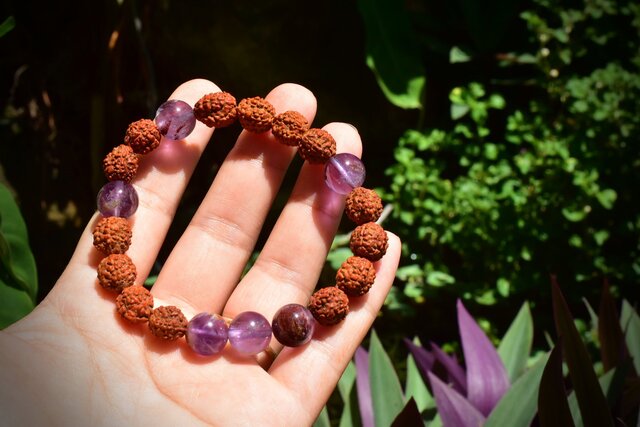 ✴︎タイより発送✴︎ルドラクシャ☆菩提樹の実とスーパーエレスチャル