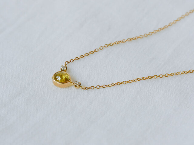 littlest bouquet Diamond Necklace Yellow lily sonab.bj