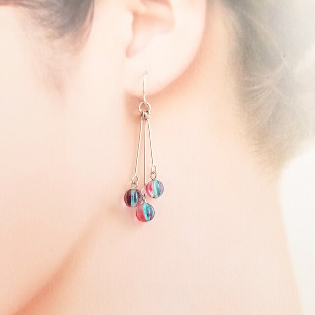チェコビーズ ブレスメロンのピアス/イヤリングの画像1枚目