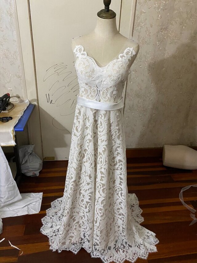 フォーマル/ドレスエレガント ウエディングドレス 3D立体レース刺繍 二次会 トレーン