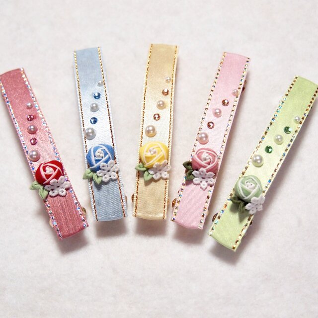 ばらのバレッタ （ つまみ細工＊受注制作 ）