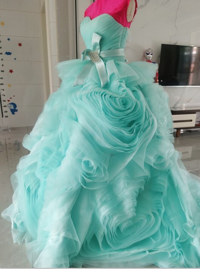 オリジナル カラードレス ベアトップ 結婚式/披露宴 上質オーガンジー 高品質ウェディングドレス