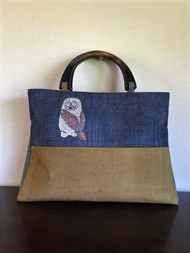 フクロウ柄の名古屋帯の手提げ　三角のマチ