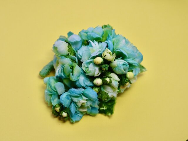 布花 ブルーストックのツーウェイコサージュの画像1枚目