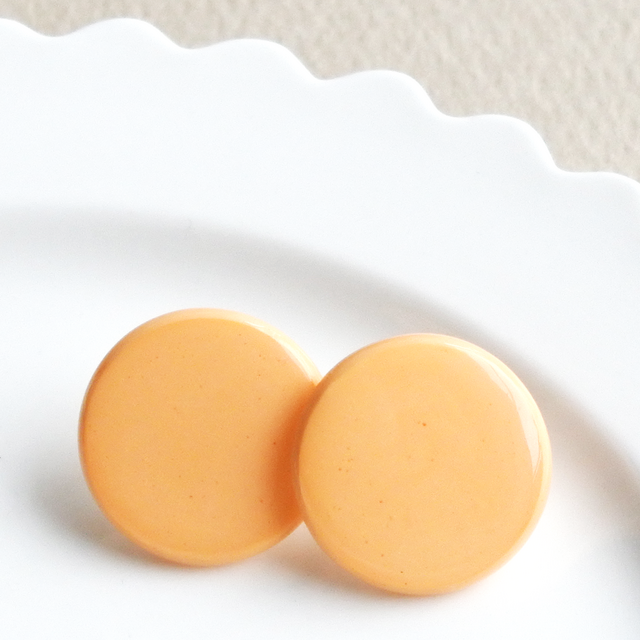 ショーンブリヤンの丸ピアス　プレーンタイプ