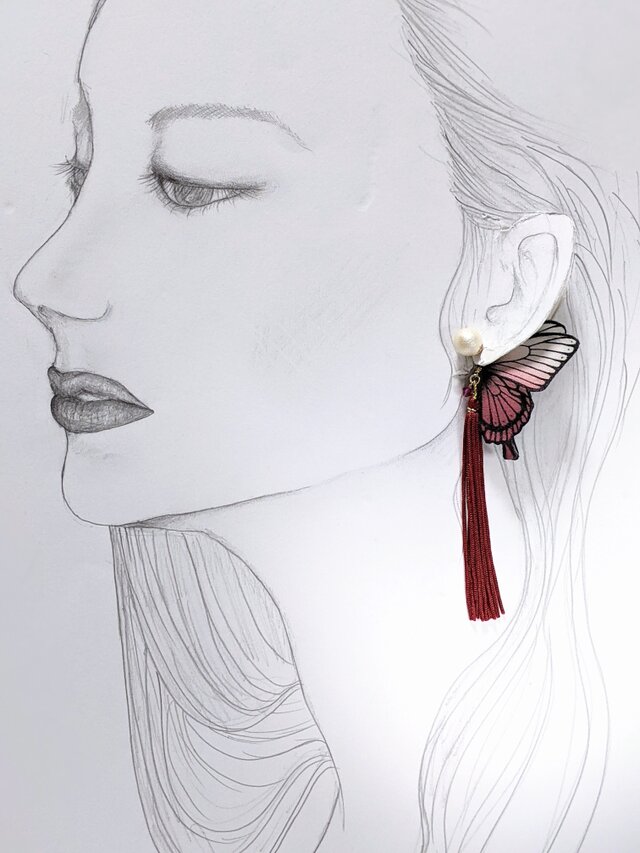 蝶のピアス（大）アゲハ