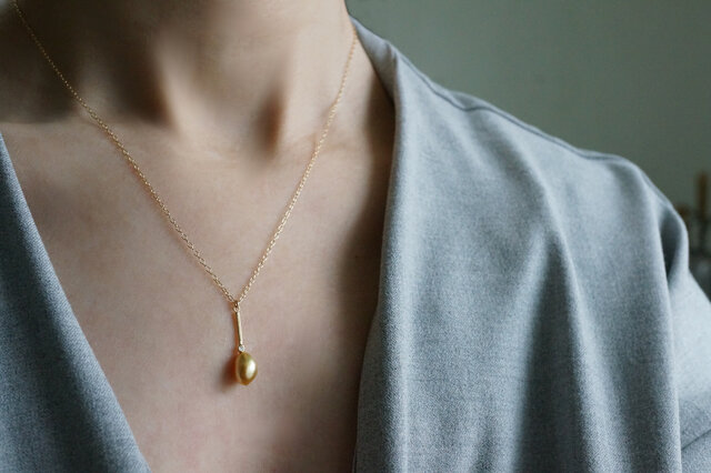 Southsea pearl (golden) necklace/bar/diaの画像1枚目