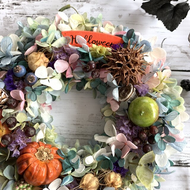 大人ハロウィン】青のリンゴのハロウィンリース | iichi 日々の暮らし