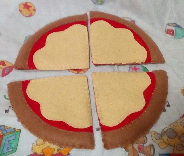 フェルトおもちゃ ピザセット Iichi ハンドメイド クラフト作品 手仕事品の通販