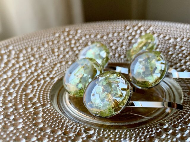 新作☆レジンヘアゴム 宝石の花ペリドットシーマ｜新作☆レジン