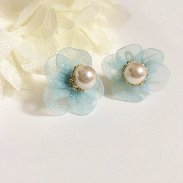 Chiffon Flower ピアス-blue-の画像1枚目