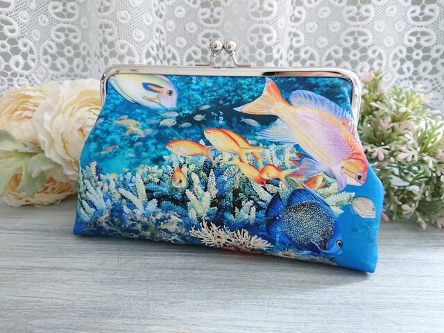 ◇海の世界の癒しブルーのがま口ポーチ*熱帯魚海水魚サンゴ珊瑚