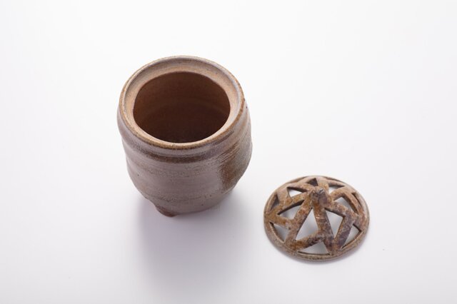 備前焼香炉（幾何学模様） | iichi 日々の暮らしを心地よくする