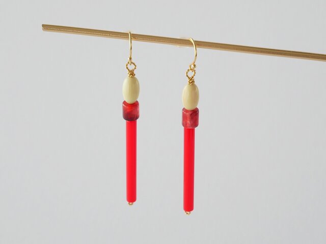 マッチピアス 赤(イヤリング·サージカルステンレスピアス·14kgfピアス