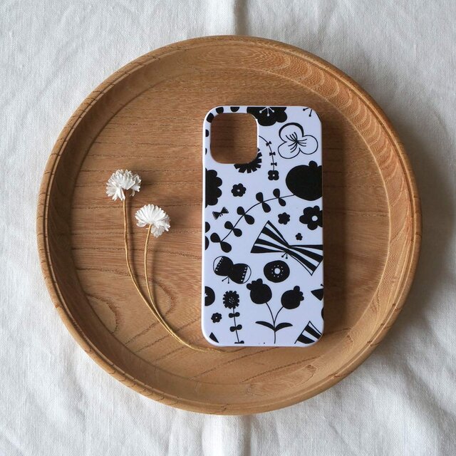 「bliss（black & white）」＜ホワイトケース＞【 表面のみ印刷 】