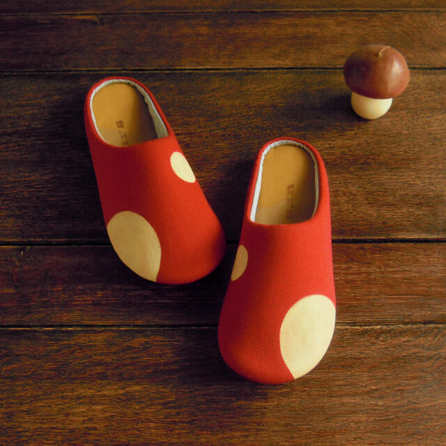 M　キノコティック２／ルームシューズ