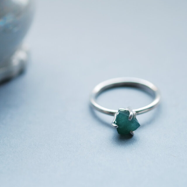 三角 緑水晶 リング シルバー925
