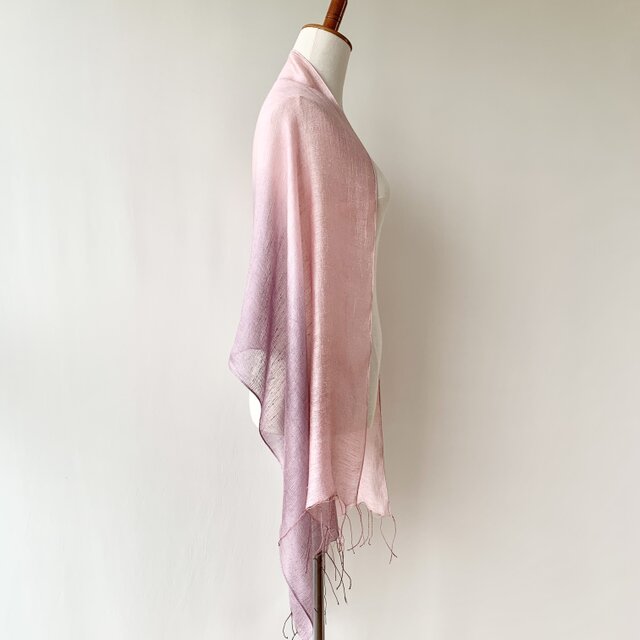 秋澄む 艶さらシルク 浅蘇芳色 紅梅色 手染めのストール Iichi ハンドメイド クラフト作品 手仕事品の通販