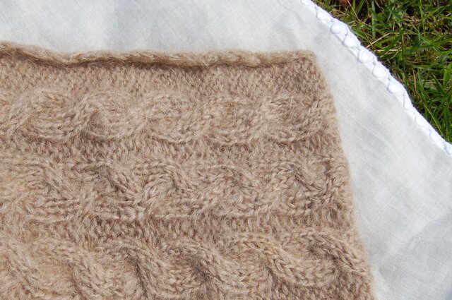 ニットネックウォーマー ウールモヘア ベージュ 手編み | iichi