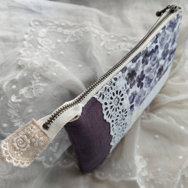 パンジーのがま口ポーチリバティ手刺繍ハンドメイド