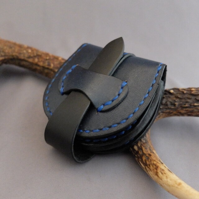 阿波レザー 本藍染め革 馬蹄型小銭入れ（CO-Ⅰ）