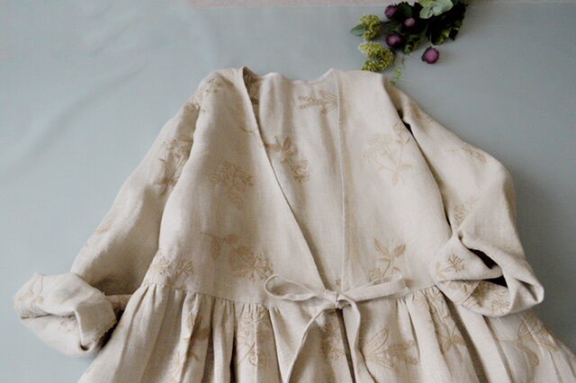 ★秋冬新作★リネン100%総刺繍長袖カシュクール♪の画像1枚目