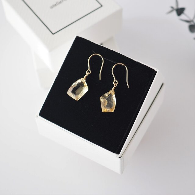 ブランデーシトリン＆ルビーetc.アシンメトリーピアス