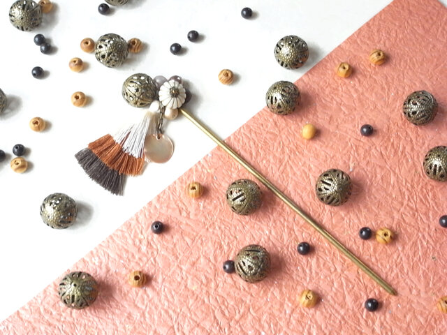 天然石☆お花ビーズ3連＊タッセル＊かんざし 天然石☆お花ビーズ3連＊タッセル＊かんざし 天然石☆お花ビーズ3連