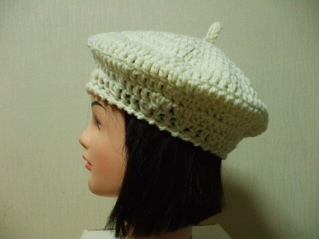 ニットベレー帽 成人女性用 オフホワイトの画像1枚目
