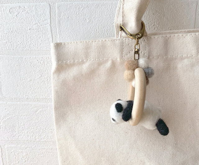 希少！20471120！パンダひょーま君フェルト？キーホルダー h441-634.jpg