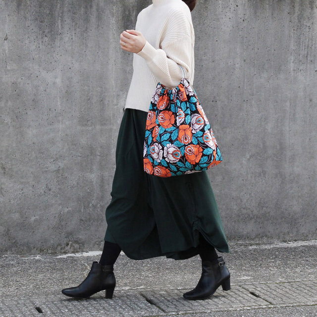 アフリカ布のリングハンドルバッグ（ボタニカル）大人可愛い お洒落