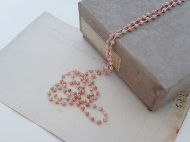 long necklace silk ピンクオパール | iichi ハンドメイド・クラフト作品・手仕事品の通販
