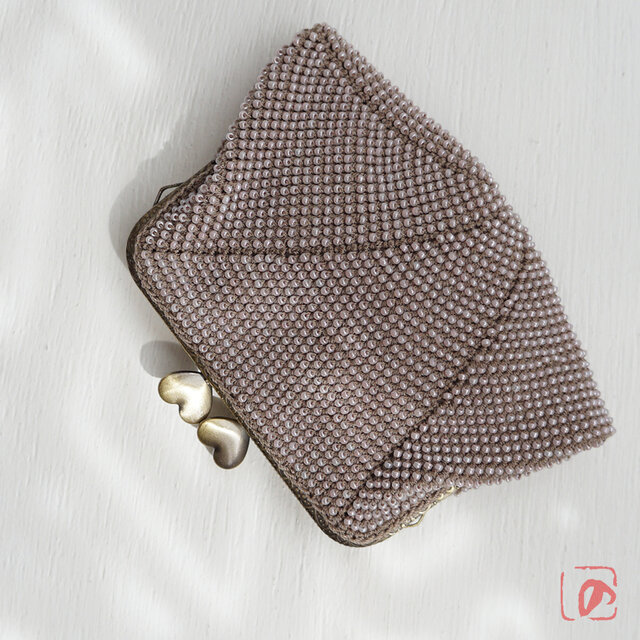 ばあば作♪シードビーズの大きめスクエアがま口（Fleurs douces・1560）