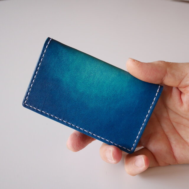 レザー名刺入れ ヌメ革仕様 青 BL 【海の色】 | iichi 日々の暮らし