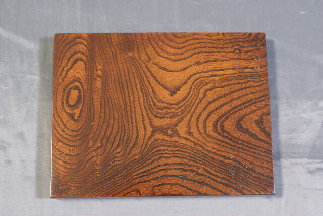 欅拭漆花台・人形台 166mm×128mm×16mm IM466 | iichi 日々の暮らしを